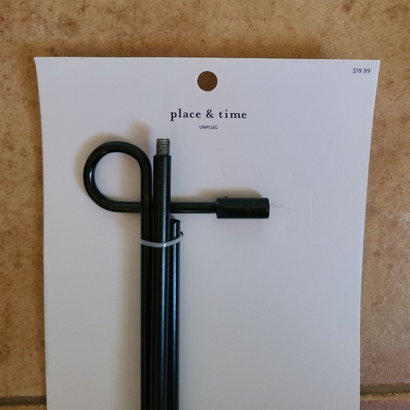 👀50% OFF🐕🏴NWT‼️Place & Time Dog Inspired Garden Flag & Garden Flag Stake - Picture 9 of 10